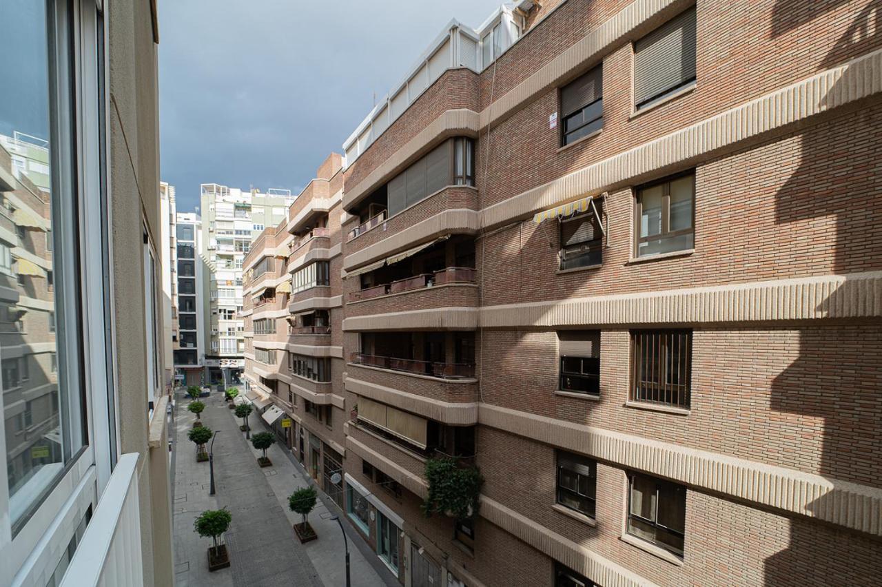 Expoholidays - General Tamayo Parking Gratis Almeria Exterior photo