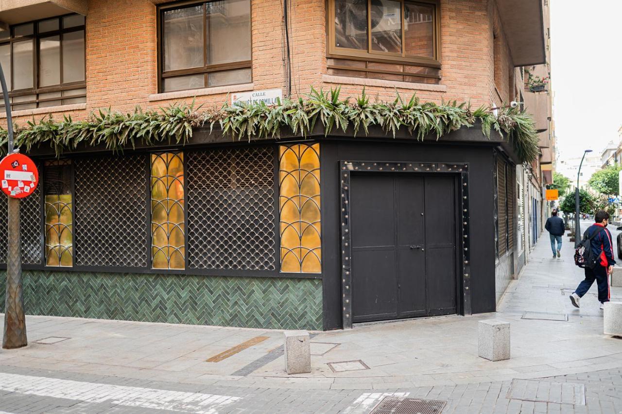 Expoholidays - General Tamayo Parking Gratis Almeria Exterior photo